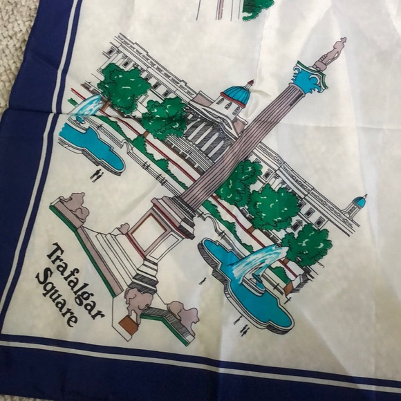 Vintage London Landmarks Scarf - Picture 3 of 15